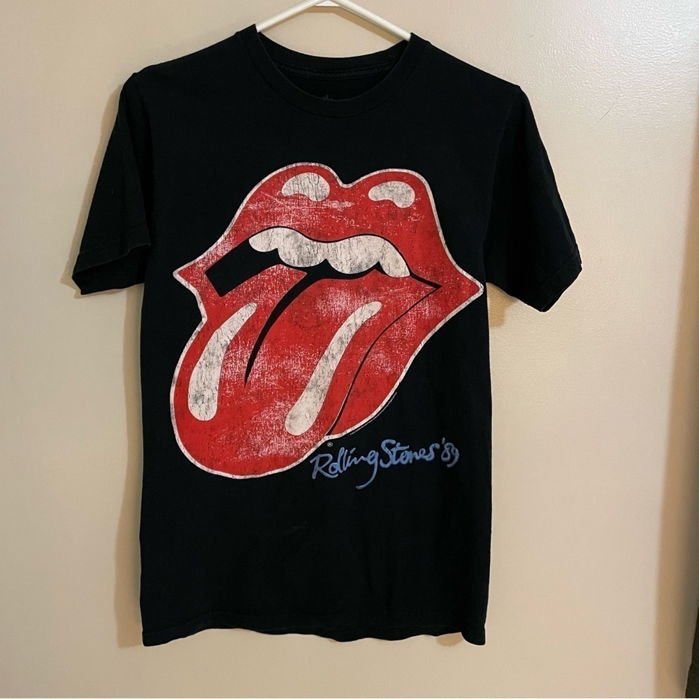 Authentic the rolling stones ‘89 hot kiss reprint 2013 band tee, distressed